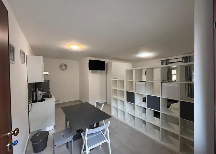 Domus 122 פיאצה ארמרינה